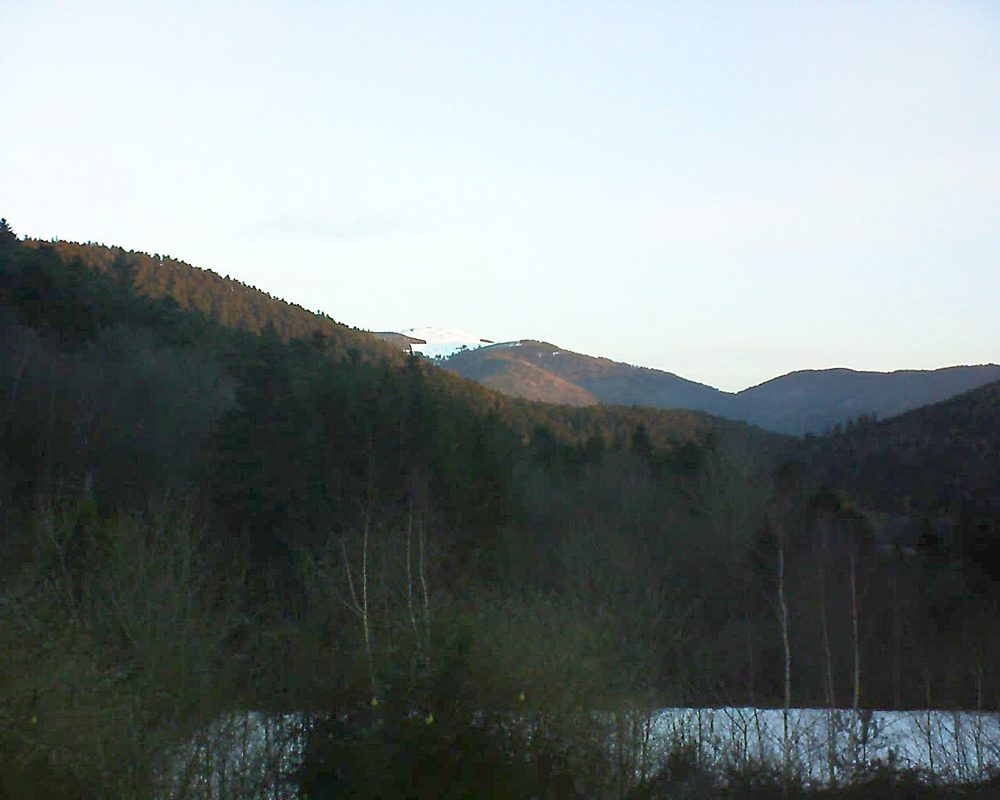 Le petit ballon vu depuis le Domaine Langmatt à Murbach le 14.02.2019 à 07:45 Le petit ballon (Alsace, Vosges) le 14.02.2019 à 07:45