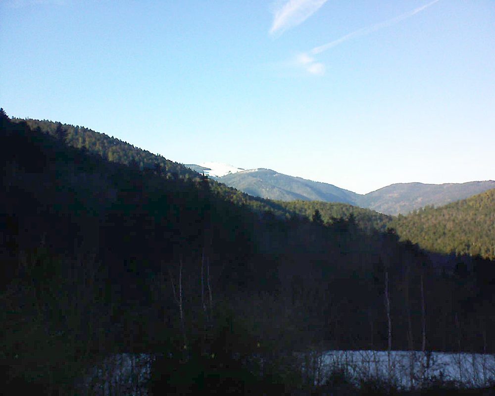 Le petit ballon vu depuis le Domaine Langmatt à Murbach le 14.02.2019 à 16:00 Le petit ballon (Alsace, Vosges) le 14.02.2019 à 16:00