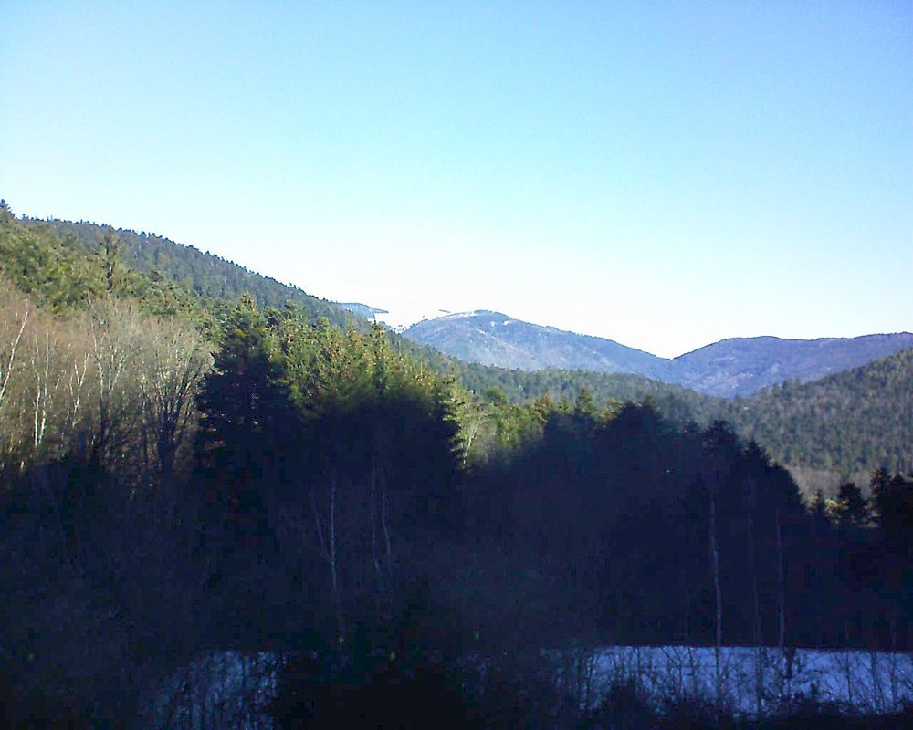 Le petit ballon vu depuis le Domaine Langmatt à Murbach le 15.02.2019 à 10:15 Le petit ballon (Alsace, Vosges) le 15.02.2019 à 10:15