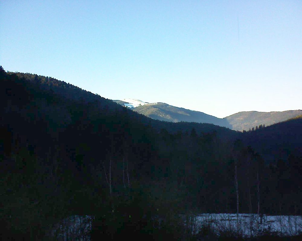 Le petit ballon vu depuis le Domaine Langmatt à Murbach le 15.02.2019 à 16:45 Le petit ballon (Alsace, Vosges) le 15.02.2019 à 16:45