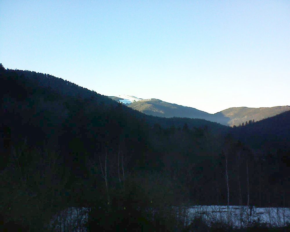 Le petit ballon vu depuis le Domaine Langmatt à Murbach le 15.02.2019 à 17:00 Le petit ballon (Alsace, Vosges) le 15.02.2019 à 17:00