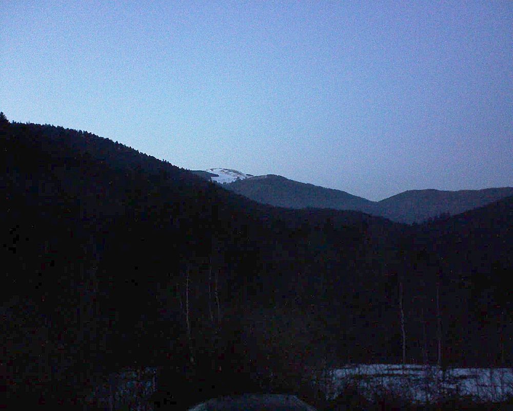 Le petit ballon vu depuis le Domaine Langmatt à Murbach le 16.02.2019 à 18:15 Le petit ballon (Alsace, Vosges) le 16.02.2019 à 18:15