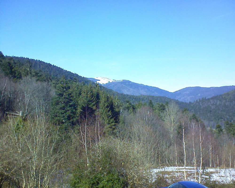 Le petit ballon vu depuis le Domaine Langmatt à Murbach le 17.02.2019 à 14:00 Le petit ballon (Alsace, Vosges) le 17.02.2019 à 14:00