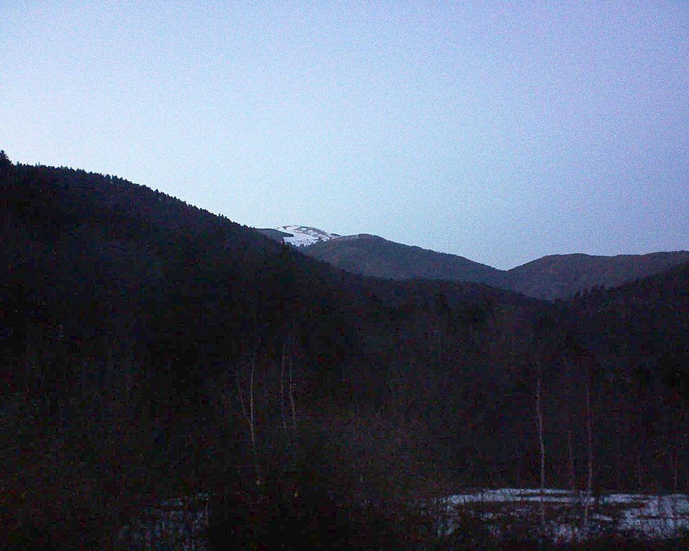 Le petit ballon vu depuis le Domaine Langmatt à Murbach le 17.02.2019 à 18:15 Le petit ballon (Alsace, Vosges) le 17.02.2019 à 18:15