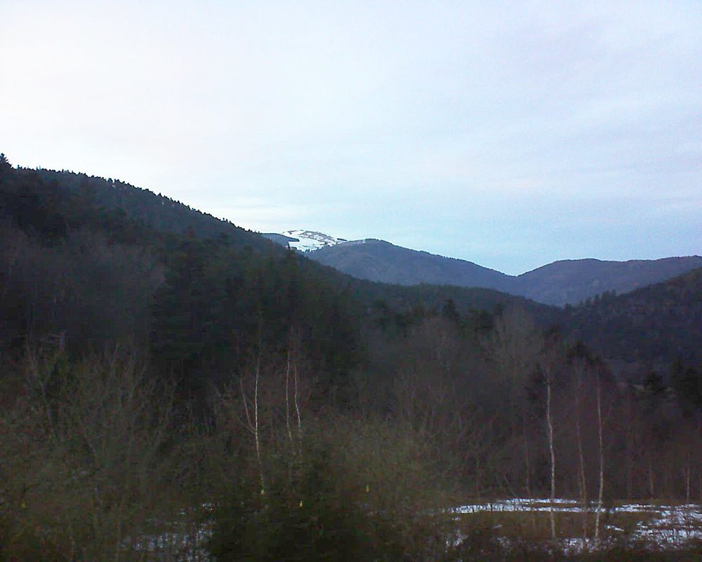 Le petit ballon vu depuis le Domaine Langmatt à Murbach le 18.02.2019 à 18:00 Le petit ballon (Alsace, Vosges) le 18.02.2019 à 18:00