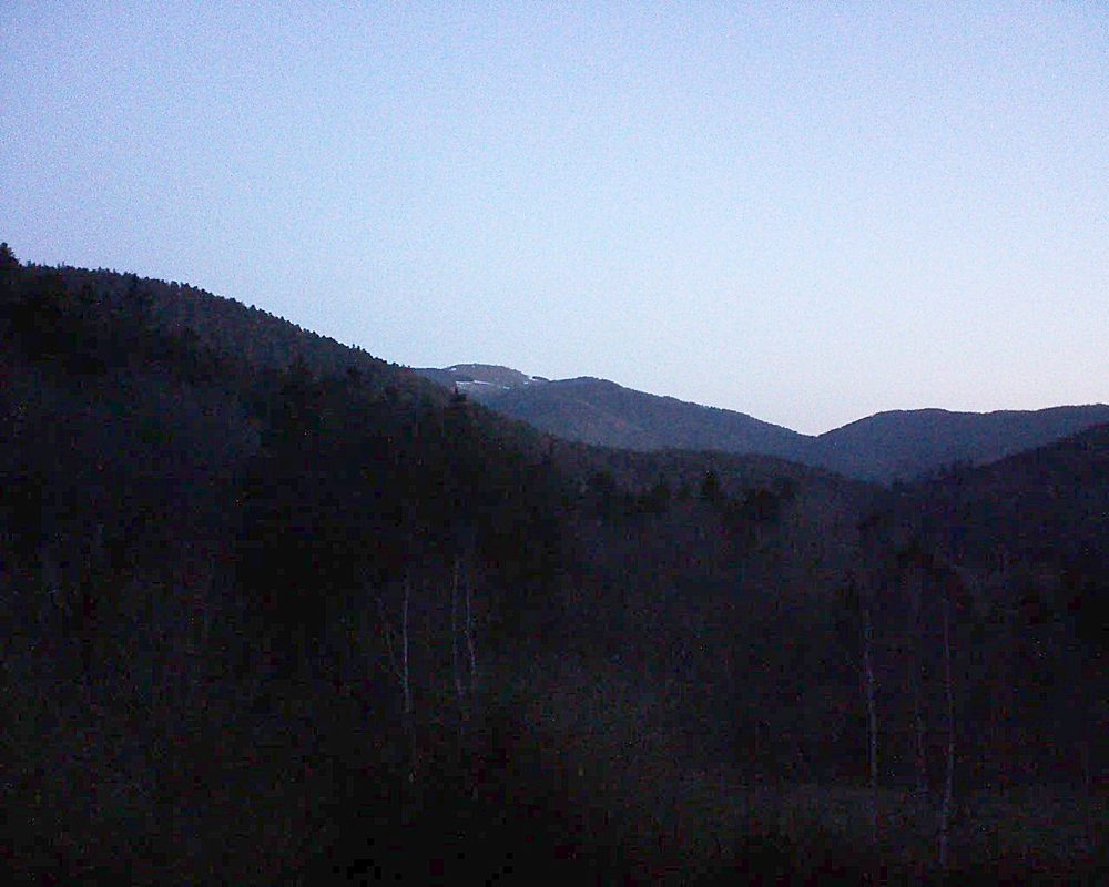 Le petit ballon vu depuis le Domaine Langmatt à Murbach le 27.02.2019 à 07:00 Le petit ballon (Alsace, Vosges) le 27.02.2019 à 07:00