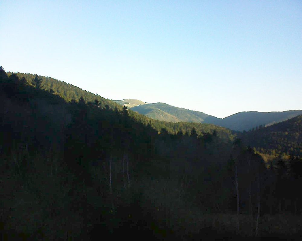 Le petit ballon vu depuis le Domaine Langmatt à Murbach le 27.02.2019 à 08:00 Le petit ballon (Alsace, Vosges) le 27.02.2019 à 08:00