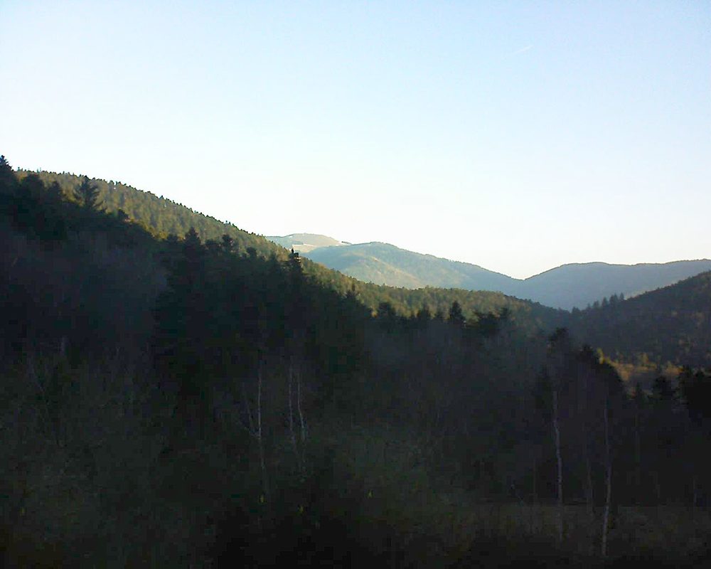 Le petit ballon vu depuis le Domaine Langmatt à Murbach le 28.02.2019 à 07:45 Le petit ballon (Alsace, Vosges) le 28.02.2019 à 07:45