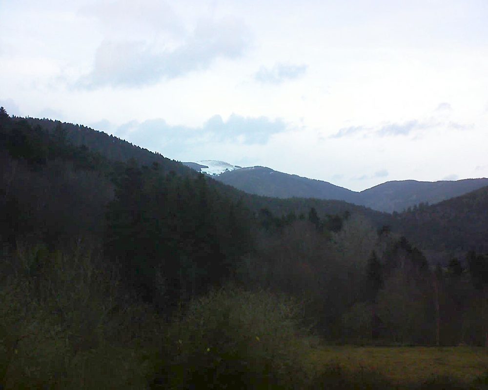 Le petit ballon vu depuis le Domaine Langmatt à Murbach le 05.03.2019 à 16:45 Le petit ballon (Alsace, Vosges) le 05.03.2019 à 16:45