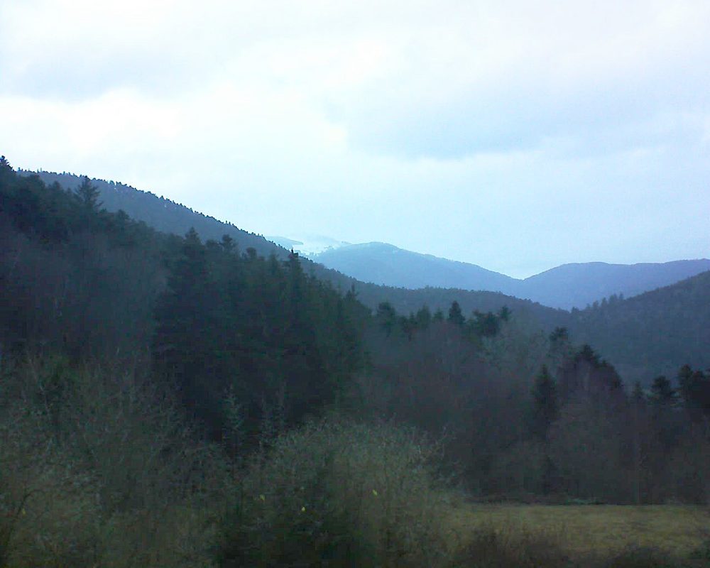 Le petit ballon vu depuis le Domaine Langmatt à Murbach le 05.03.2019 à 17:45 Le petit ballon (Alsace, Vosges) le 05.03.2019 à 17:45