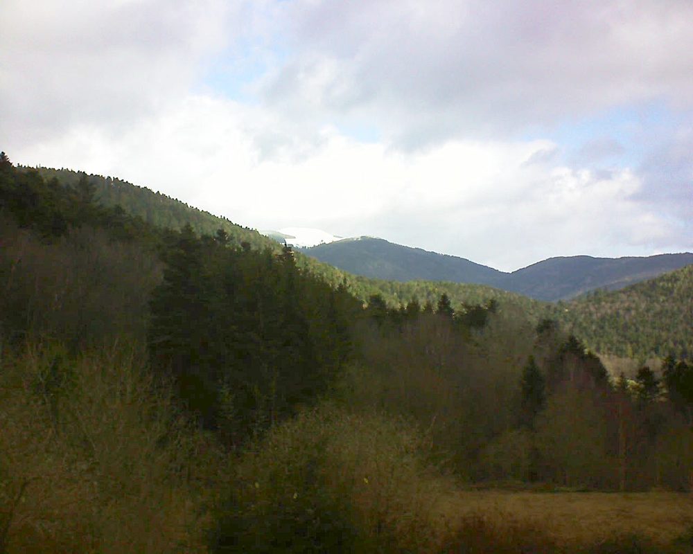 Le petit ballon vu depuis le Domaine Langmatt à Murbach le 08.03.2019 à 09:45 Le petit ballon (Alsace, Vosges) le 08.03.2019 à 09:45
