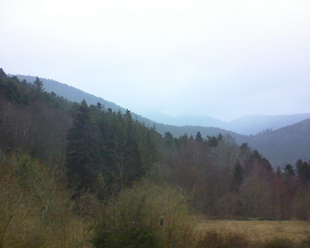 Le petit ballon vu depuis le Domaine Langmatt à Murbach le 09.03.2019 à 07:15 Le petit ballon (Alsace, Vosges) le 09.03.2019 à 07:15