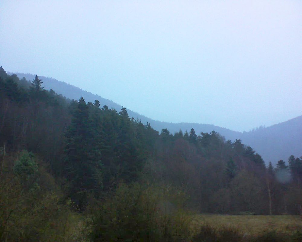 Le petit ballon vu depuis le Domaine Langmatt à Murbach le 14.03.2019 à 17:30 Le petit ballon (Alsace, Vosges) le 14.03.2019 à 17:30