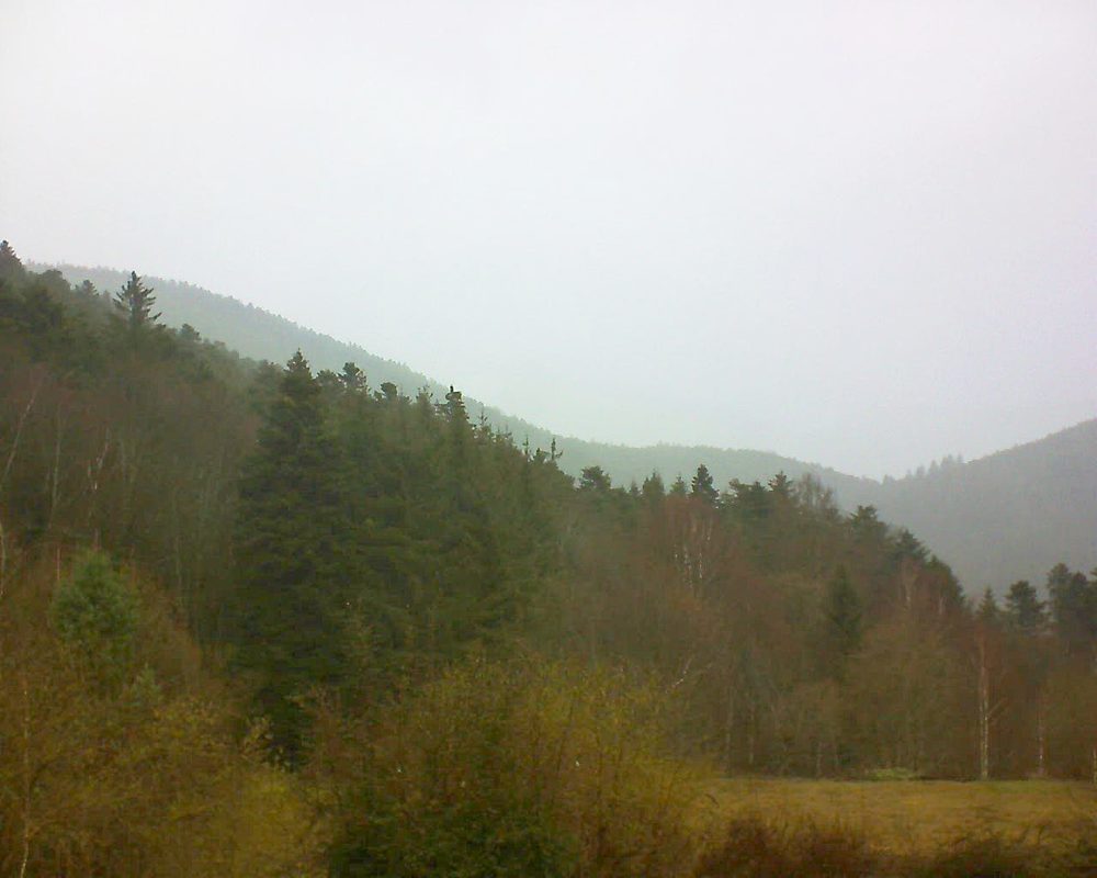 Le petit ballon vu depuis le Domaine Langmatt à Murbach le 15.03.2019 à 11:15 Le petit ballon (Alsace, Vosges) le 15.03.2019 à 11:15