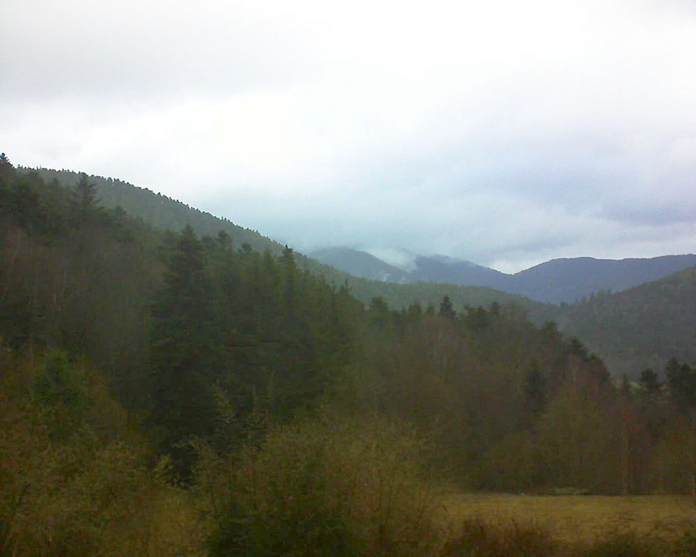 Le petit ballon vu depuis le Domaine Langmatt à Murbach le 16.03.2019 à 08:00 Le petit ballon (Alsace, Vosges) le 16.03.2019 à 08:00