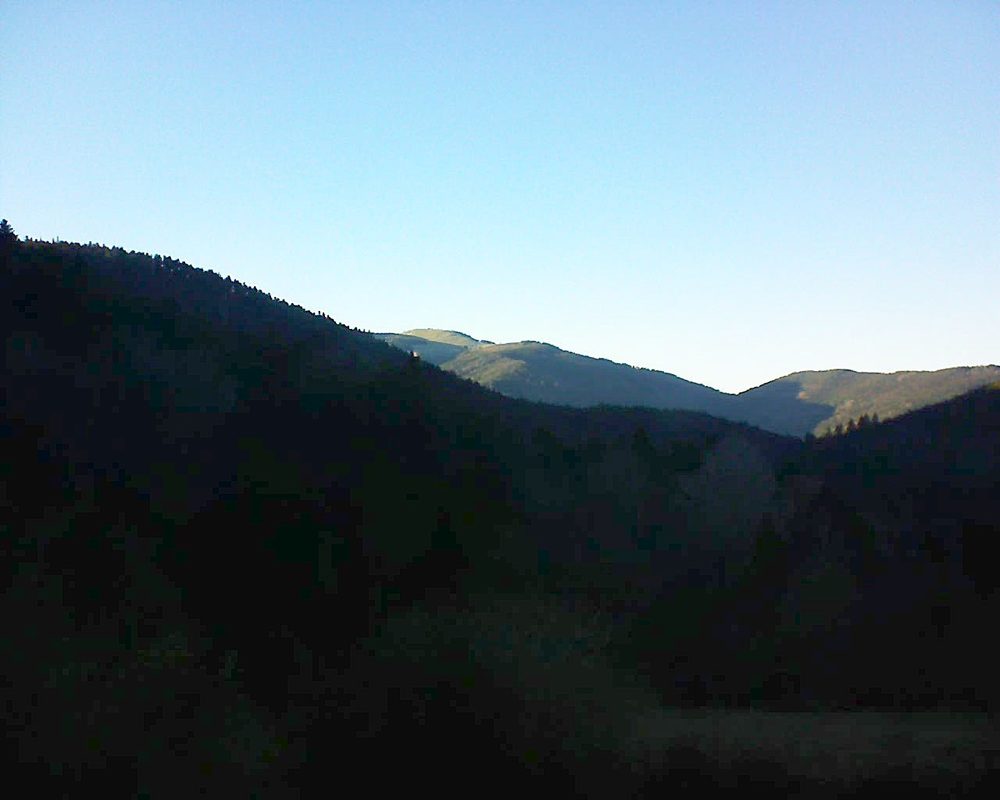 Le petit ballon vu depuis le Domaine Langmatt à Murbach le 16.03.2019 à 17:45 Le petit ballon (Alsace, Vosges) le 16.03.2019 à 17:45