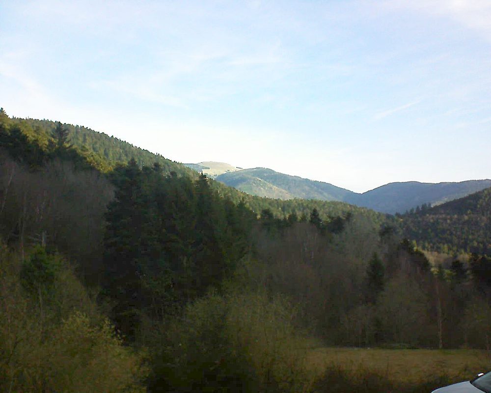 Le petit ballon vu depuis le Domaine Langmatt à Murbach le 17.03.2019 à 08:00 Le petit ballon (Alsace, Vosges) le 17.03.2019 à 08:00