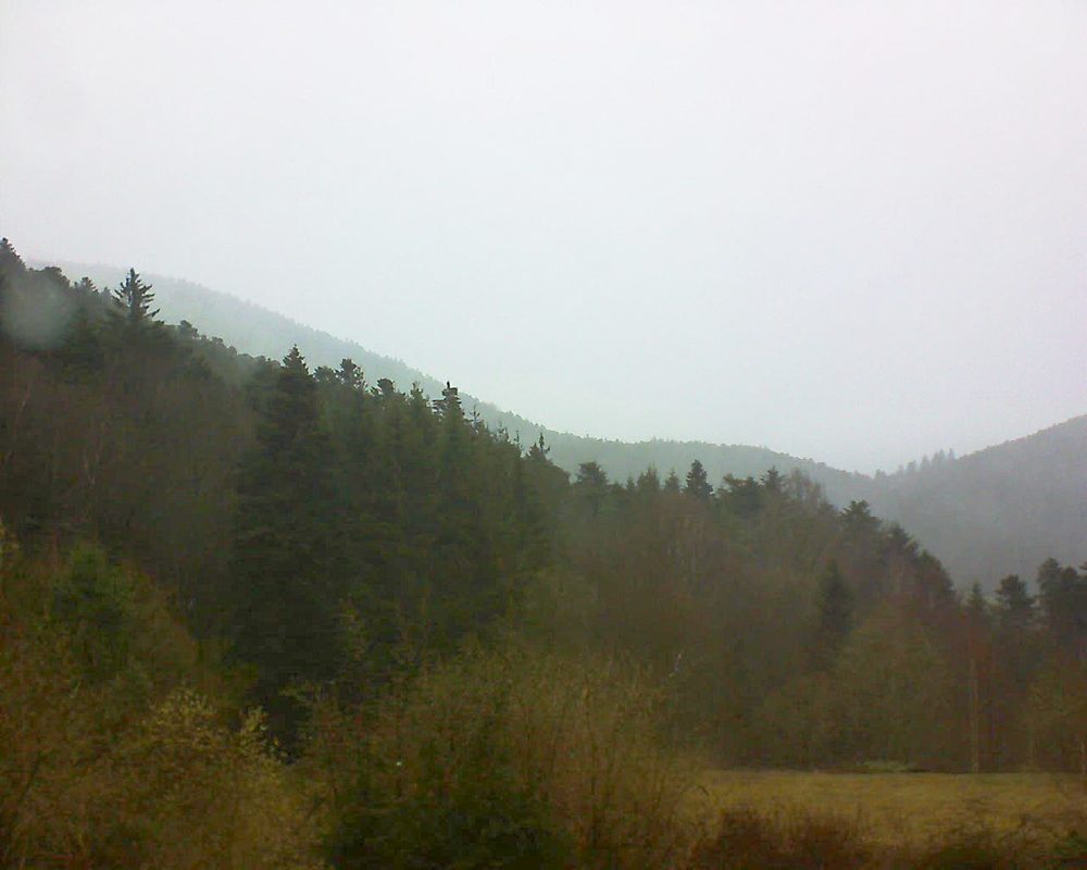 Le petit ballon vu depuis le Domaine Langmatt à Murbach le 17.03.2019 à 15:15 Le petit ballon (Alsace, Vosges) le 17.03.2019 à 15:15