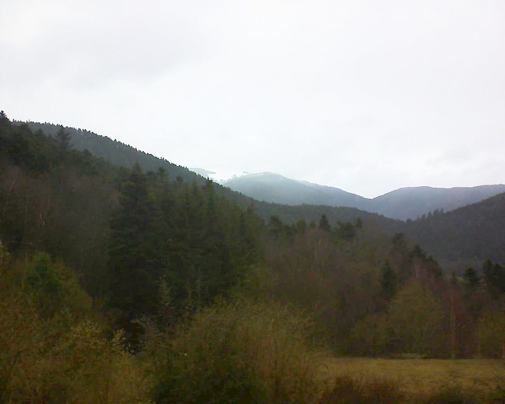 Le petit ballon vu depuis le Domaine Langmatt à Murbach le 17.03.2019 à 16:30 Le petit ballon (Alsace, Vosges) le 17.03.2019 à 16:30
