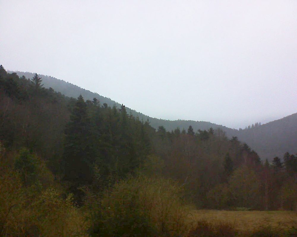 Le petit ballon vu depuis le Domaine Langmatt à Murbach le 17.03.2019 à 17:30 Le petit ballon (Alsace, Vosges) le 17.03.2019 à 17:30