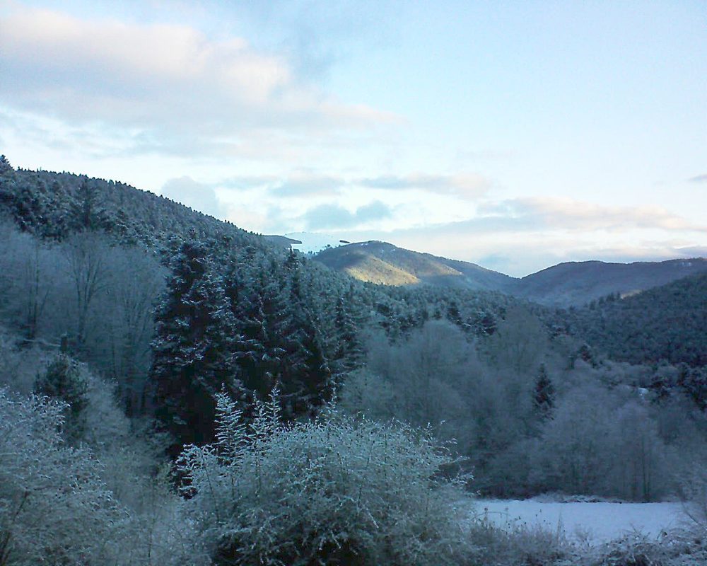 Le petit ballon vu depuis le Domaine Langmatt à Murbach le 18.03.2019 à 07:00 Le petit ballon (Alsace, Vosges) le 18.03.2019 à 07:00