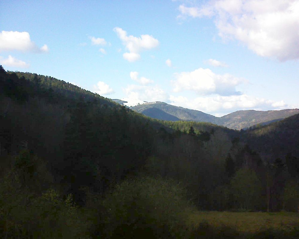 Le petit ballon vu depuis le Domaine Langmatt à Murbach le 19.03.2019 à 15:30 Le petit ballon (Alsace, Vosges) le 19.03.2019 à 15:30