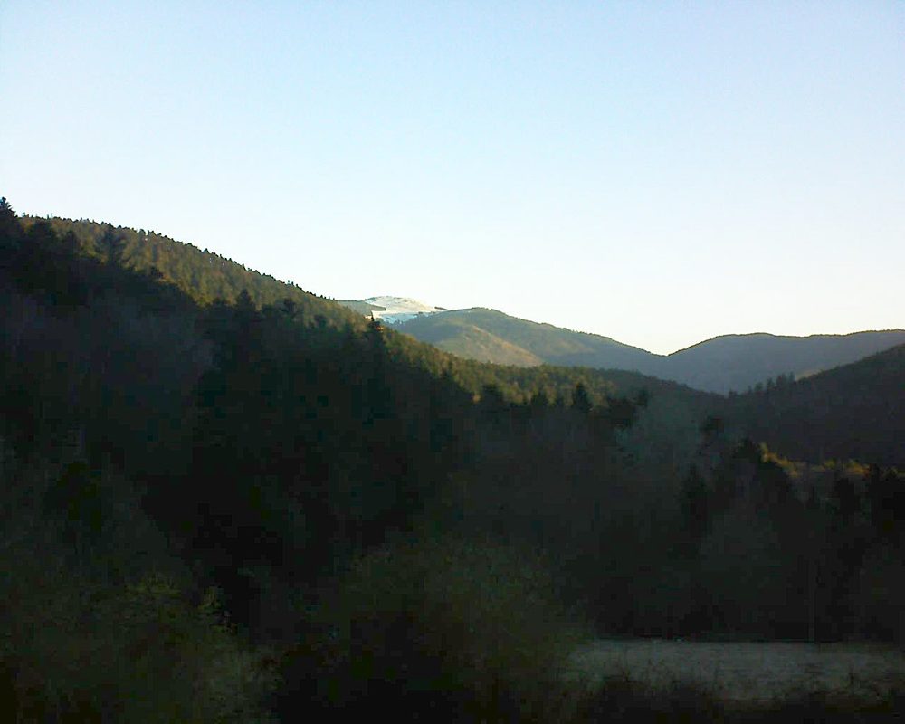 Le petit ballon vu depuis le Domaine Langmatt à Murbach le 20.03.2019 à 07:00 Le petit ballon (Alsace, Vosges) le 20.03.2019 à 07:00