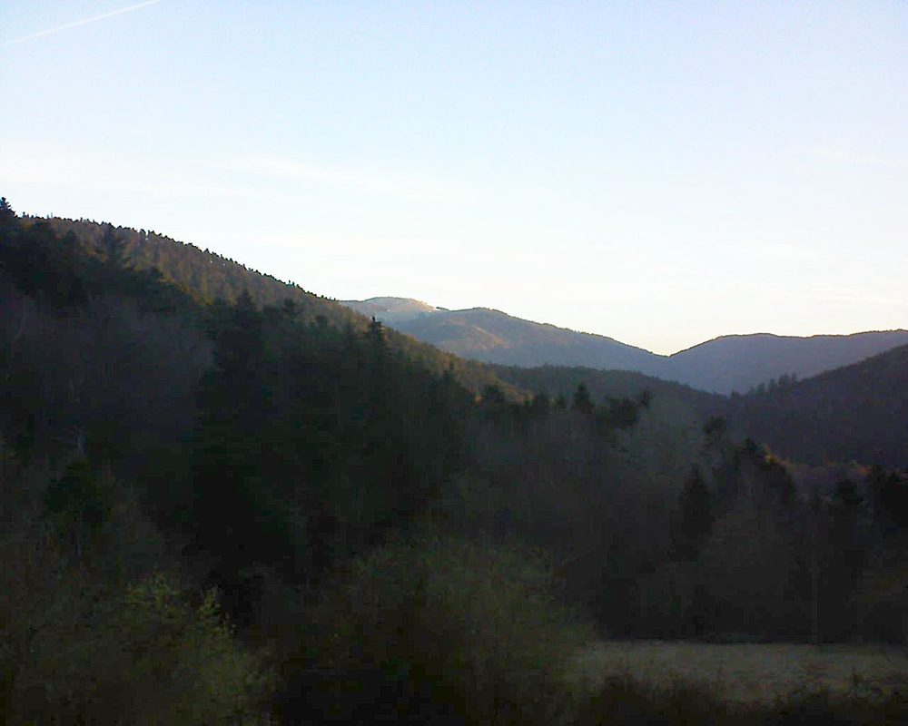 Le petit ballon vu depuis le Domaine Langmatt à Murbach le 21.03.2019 à 06:45 Le petit ballon (Alsace, Vosges) le 21.03.2019 à 06:45