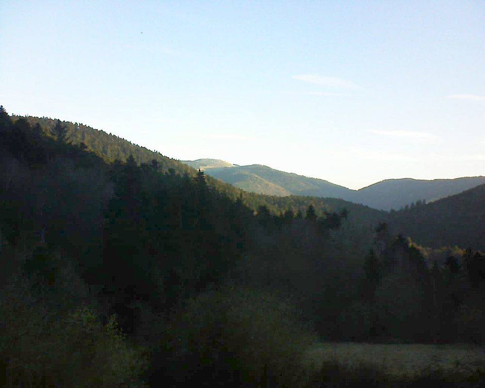 Le petit ballon vu depuis le Domaine Langmatt à Murbach le 21.03.2019 à 07:00 Le petit ballon (Alsace, Vosges) le 21.03.2019 à 07:00
