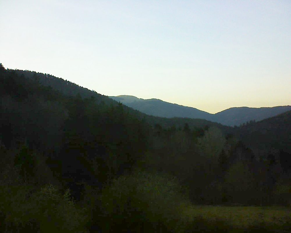 Le petit ballon vu depuis le Domaine Langmatt à Murbach le 21.03.2019 à 18:30 Le petit ballon (Alsace, Vosges) le 21.03.2019 à 18:30