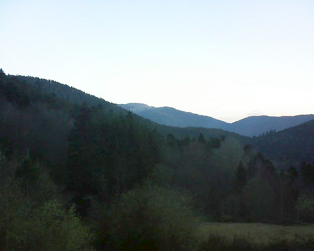 Le petit ballon vu depuis le Domaine Langmatt à Murbach le 25.03.2019 à 06:30 Le petit ballon (Alsace, Vosges) le 25.03.2019 à 06:30