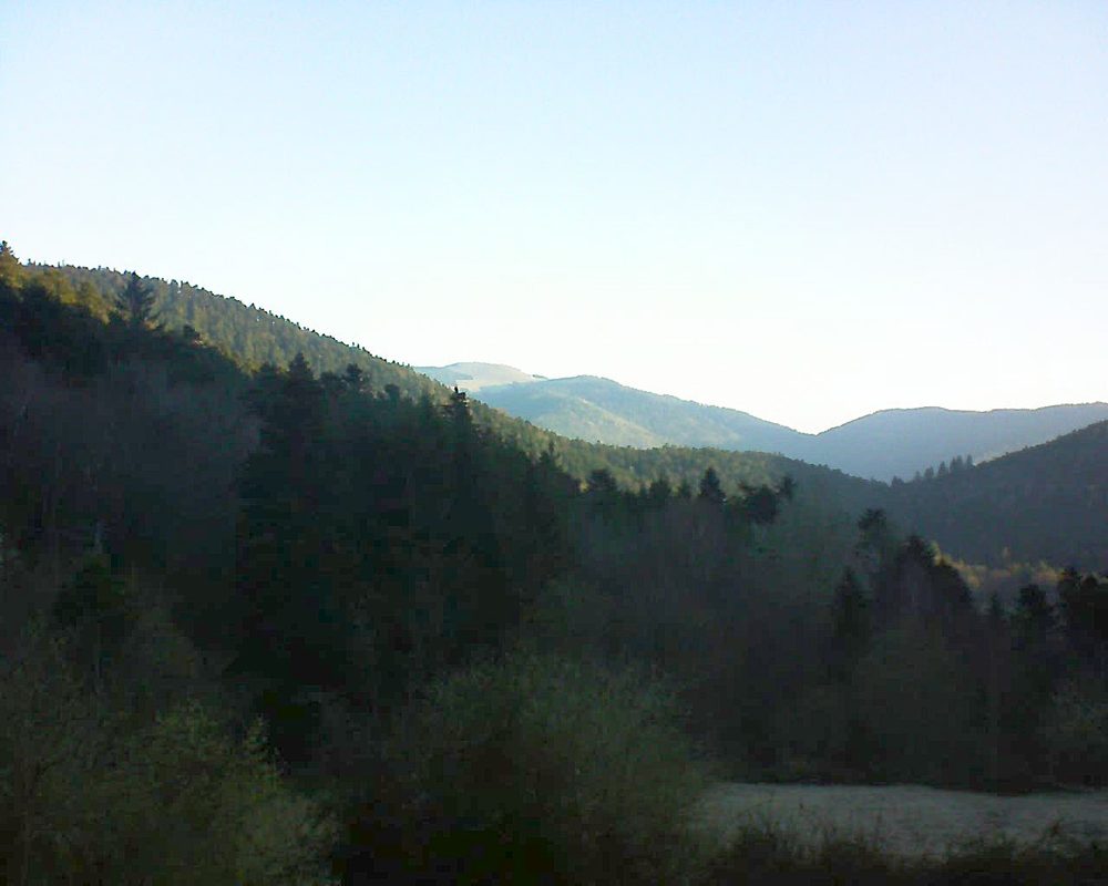 Le petit ballon vu depuis le Domaine Langmatt à Murbach le 28.03.2019 à 07:00 Le petit ballon (Alsace, Vosges) le 28.03.2019 à 07:00