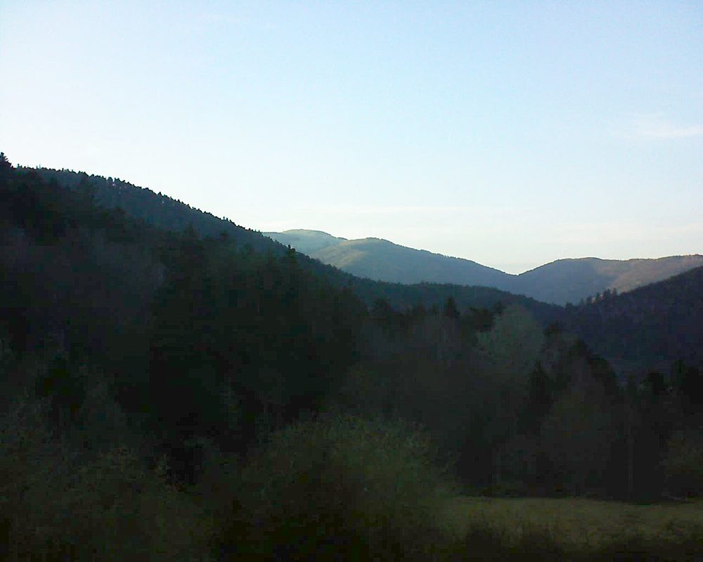 Le petit ballon vu depuis le Domaine Langmatt à Murbach le 28.03.2019 à 18:15 Le petit ballon (Alsace, Vosges) le 28.03.2019 à 18:15