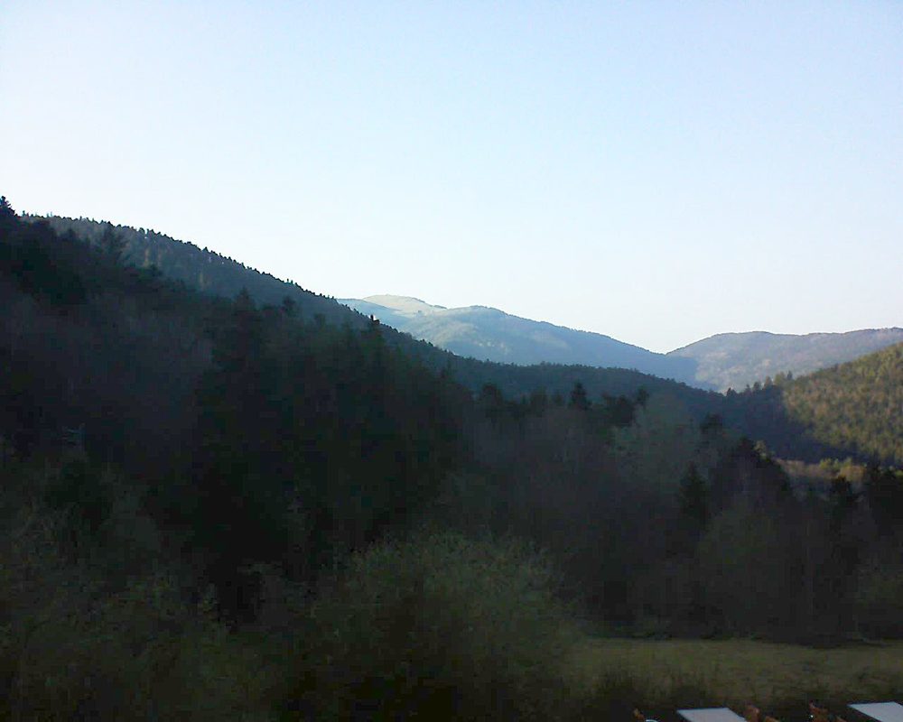Le petit ballon vu depuis le Domaine Langmatt à Murbach le 29.03.2019 à 17:30 Le petit ballon (Alsace, Vosges) le 29.03.2019 à 17:30