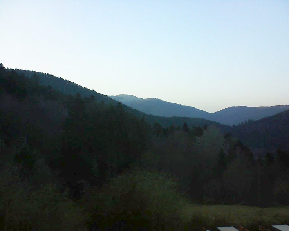 Le petit ballon vu depuis le Domaine Langmatt à Murbach le 29.03.2019 à 18:30 Le petit ballon (Alsace, Vosges) le 29.03.2019 à 18:30