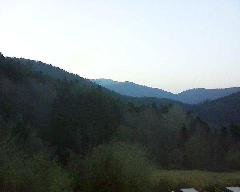Le petit ballon vu depuis le Domaine Langmatt à Murbach le 29.03.2019 à 18:45 Le petit ballon (Alsace, Vosges) le 29.03.2019 à 18:45