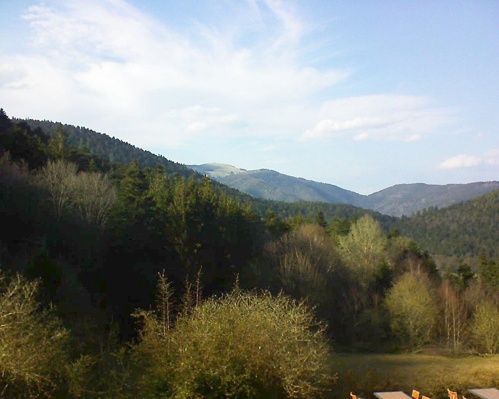 Le petit ballon vu depuis le Domaine Langmatt à Murbach le 30.03.2019 à 16:30 Le petit ballon (Alsace, Vosges) le 30.03.2019 à 16:30