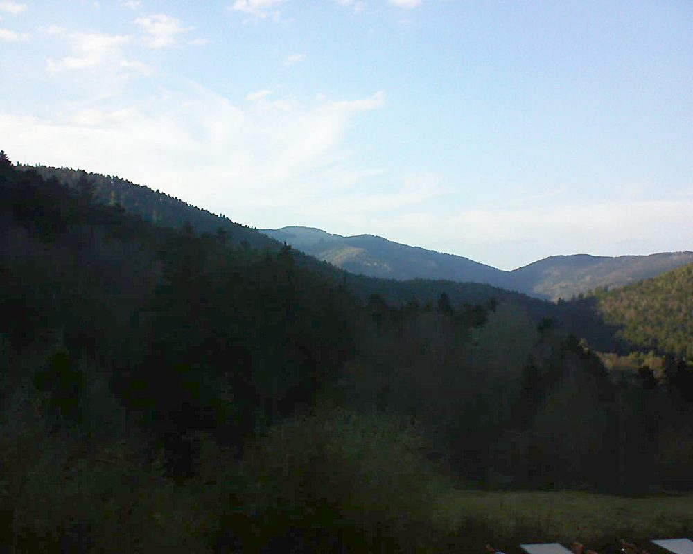 Le petit ballon vu depuis le Domaine Langmatt à Murbach le 30.03.2019 à 17:30 Le petit ballon (Alsace, Vosges) le 30.03.2019 à 17:30