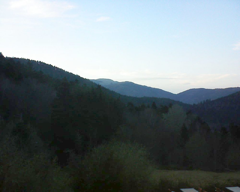 Le petit ballon vu depuis le Domaine Langmatt à Murbach le 30.03.2019 à 18:30 Le petit ballon (Alsace, Vosges) le 30.03.2019 à 18:30