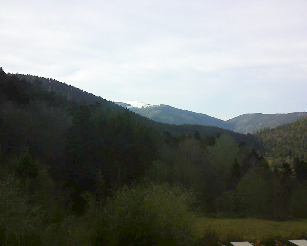 Le petit ballon vu depuis le Domaine Langmatt à Murbach le 06.04.2019 à 18:30 Le petit ballon (Alsace, Vosges) le 06.04.2019 à 18:30