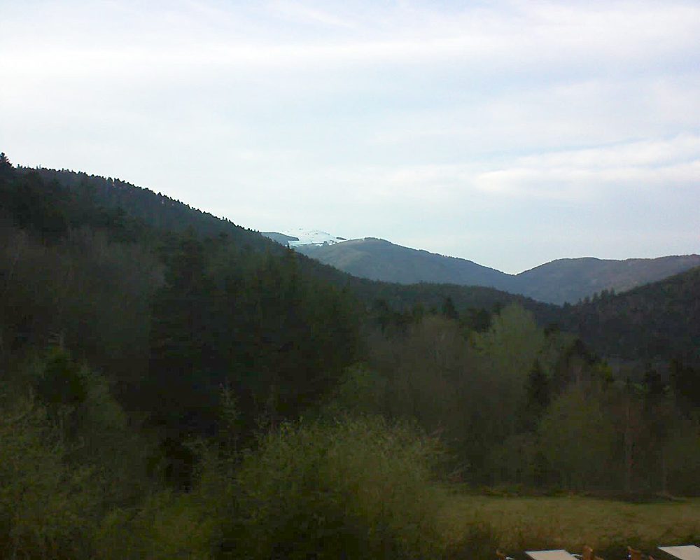 Le petit ballon vu depuis le Domaine Langmatt à Murbach le 06.04.2019 à 19:15 Le petit ballon (Alsace, Vosges) le 06.04.2019 à 19:15