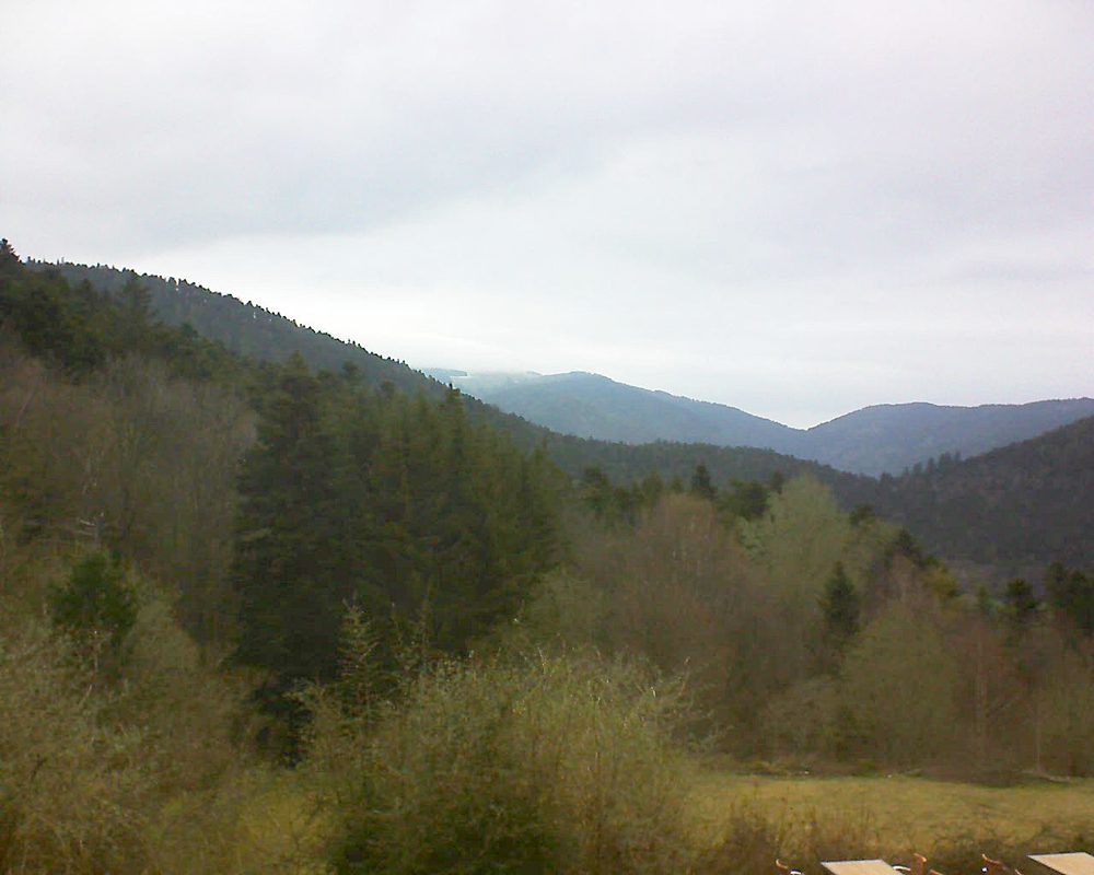 Le petit ballon vu depuis le Domaine Langmatt à Murbach le 07.04.2019 à 17:45 Le petit ballon (Alsace, Vosges) le 07.04.2019 à 17:45