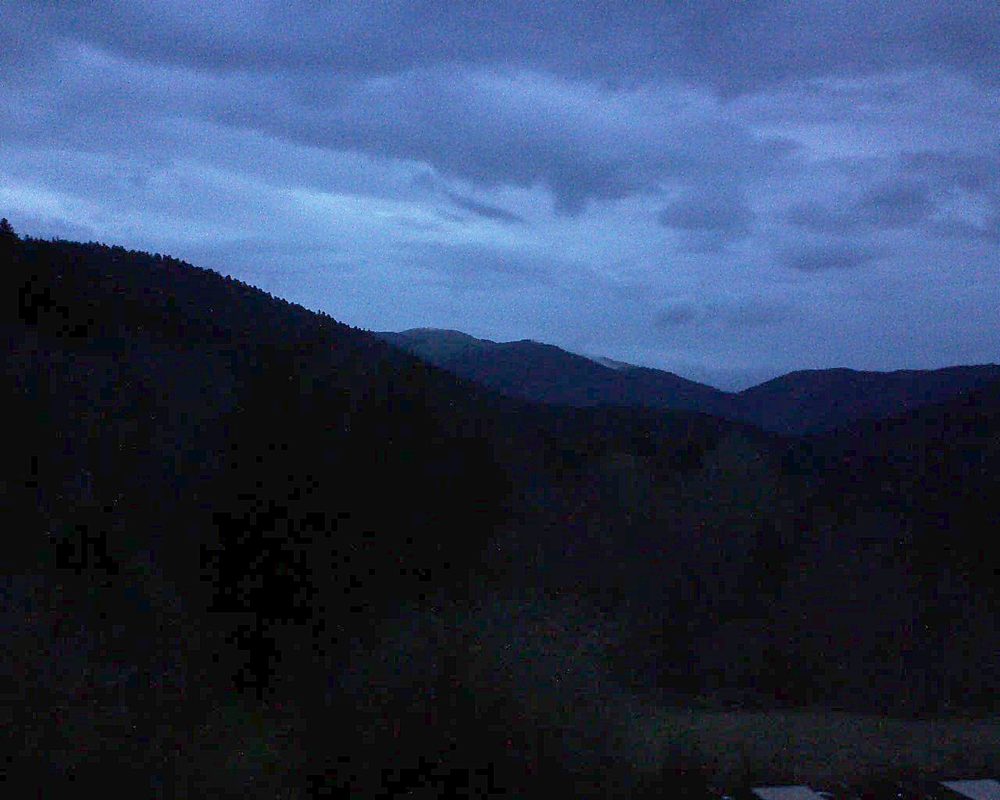 Le petit ballon vu depuis le Domaine Langmatt à Murbach le 08.04.2019 à 06:45 Le petit ballon (Alsace, Vosges) le 08.04.2019 à 06:45