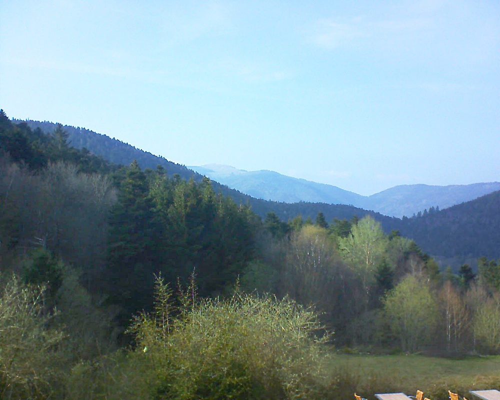 Le petit ballon vu depuis le Domaine Langmatt à Murbach le 11.04.2019 à 17:45 Le petit ballon (Alsace, Vosges) le 11.04.2019 à 17:45