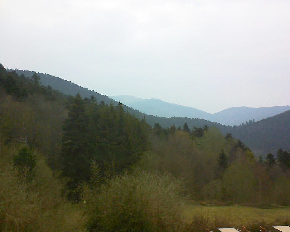 Le petit ballon vu depuis le Domaine Langmatt à Murbach le 12.04.2019 à 18:15 Le petit ballon (Alsace, Vosges) le 12.04.2019 à 18:15