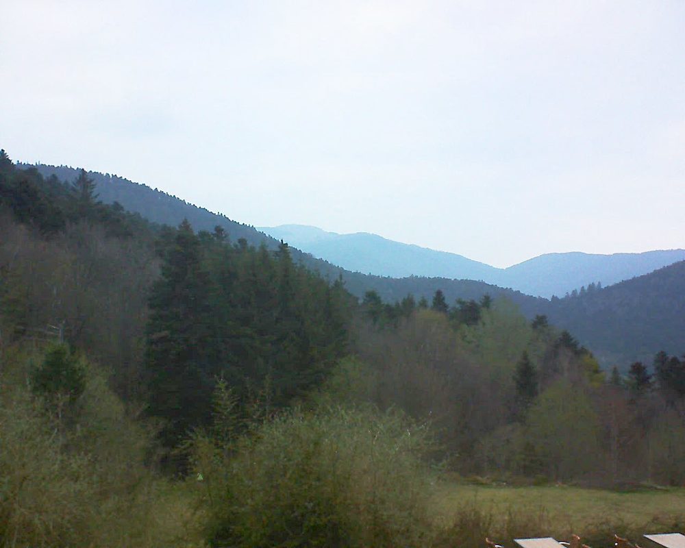 Le petit ballon vu depuis le Domaine Langmatt à Murbach le 12.04.2019 à 19:45 Le petit ballon (Alsace, Vosges) le 12.04.2019 à 19:45