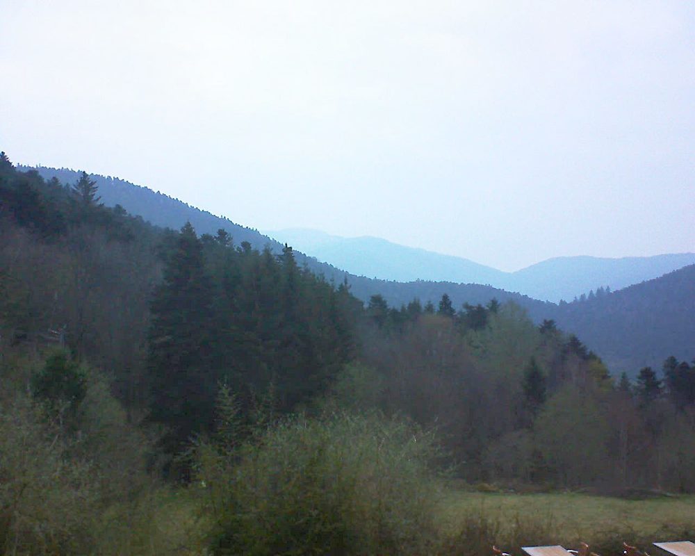 Le petit ballon vu depuis le Domaine Langmatt à Murbach le 13.04.2019 à 07:15 Le petit ballon (Alsace, Vosges) le 13.04.2019 à 07:15