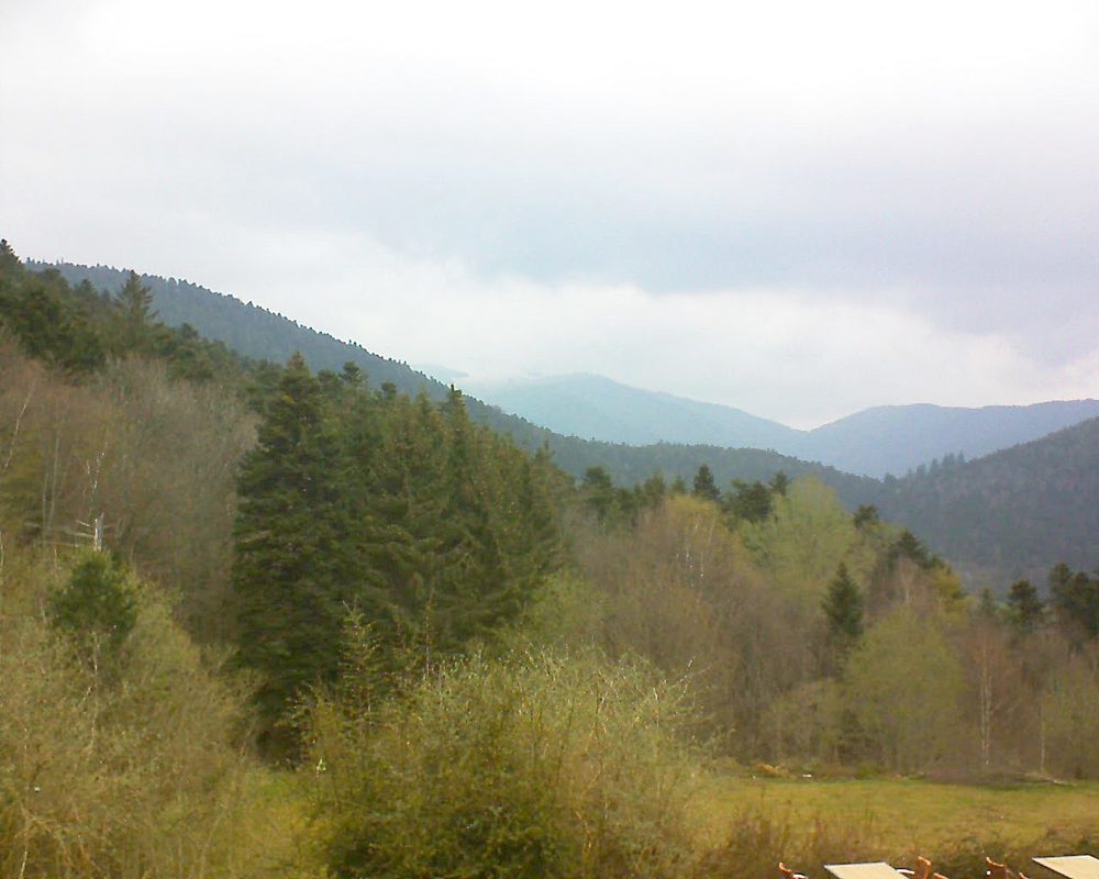 Le petit ballon vu depuis le Domaine Langmatt à Murbach le 14.04.2019 à 11:45 Le petit ballon (Alsace, Vosges) le 14.04.2019 à 11:45