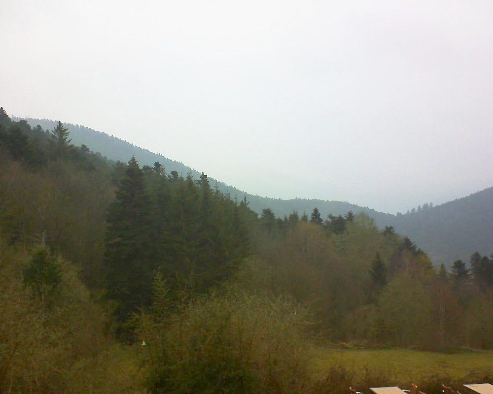Le petit ballon vu depuis le Domaine Langmatt à Murbach le 14.04.2019 à 18:00 Le petit ballon (Alsace, Vosges) le 14.04.2019 à 18:00