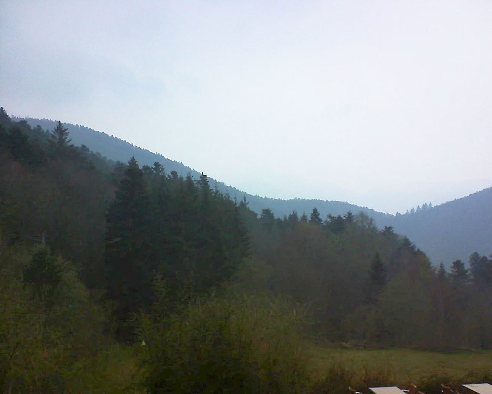 Le petit ballon vu depuis le Domaine Langmatt à Murbach le 14.04.2019 à 19:45 Le petit ballon (Alsace, Vosges) le 14.04.2019 à 19:45